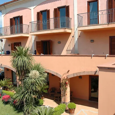 Hotel Locanda Dei Trecento