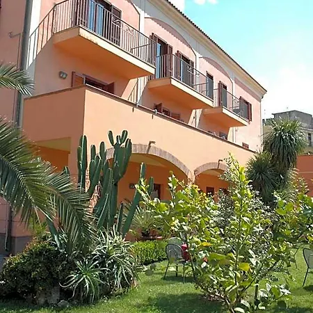 Hotel Locanda Dei Trecento 3*