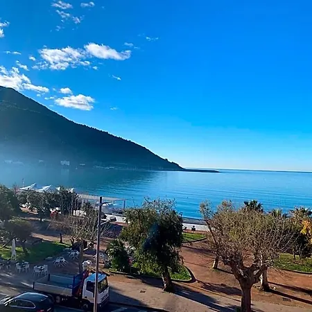 Dei Trecento Hotel 3*