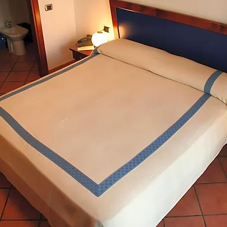 Dei Trecento 3* Sapri